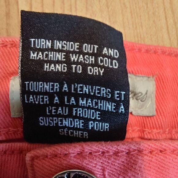 Womans Illegal Jeans Shorts sz 9 - Picture 13 of 13